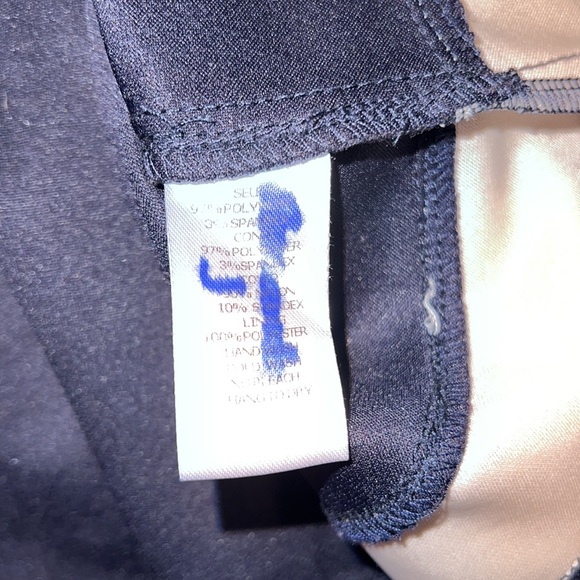 Navy windsor dress - Picture 8 of 9